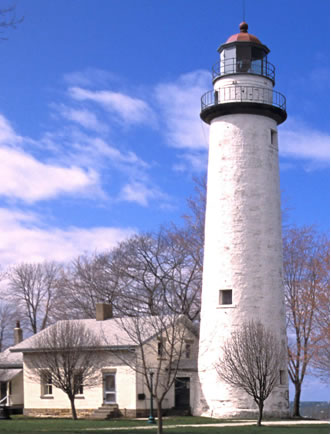 [lighthouse.jpg]