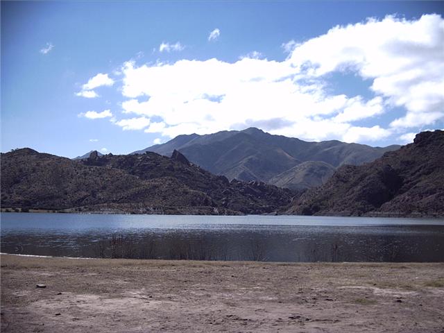 SALTA Nuestra Cultura ¿MONSTRUO EN LA LAGUNA DE BREALITO?