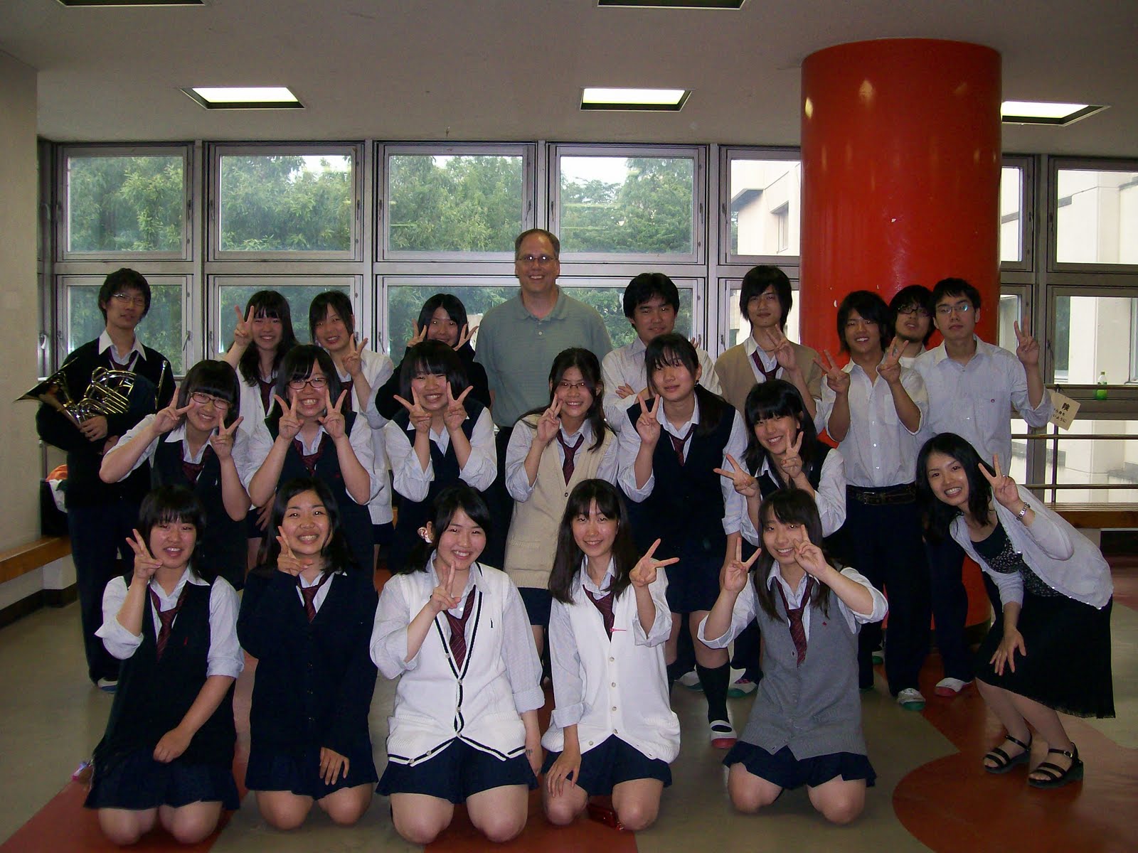 Классы в японской школе. Японский класс. Школа в Японии. Классы в Японии. Япония класс школа.