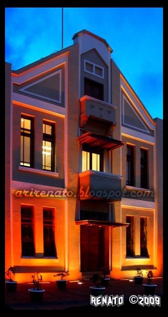 [Untitled+(Medium)+copy.jpg]