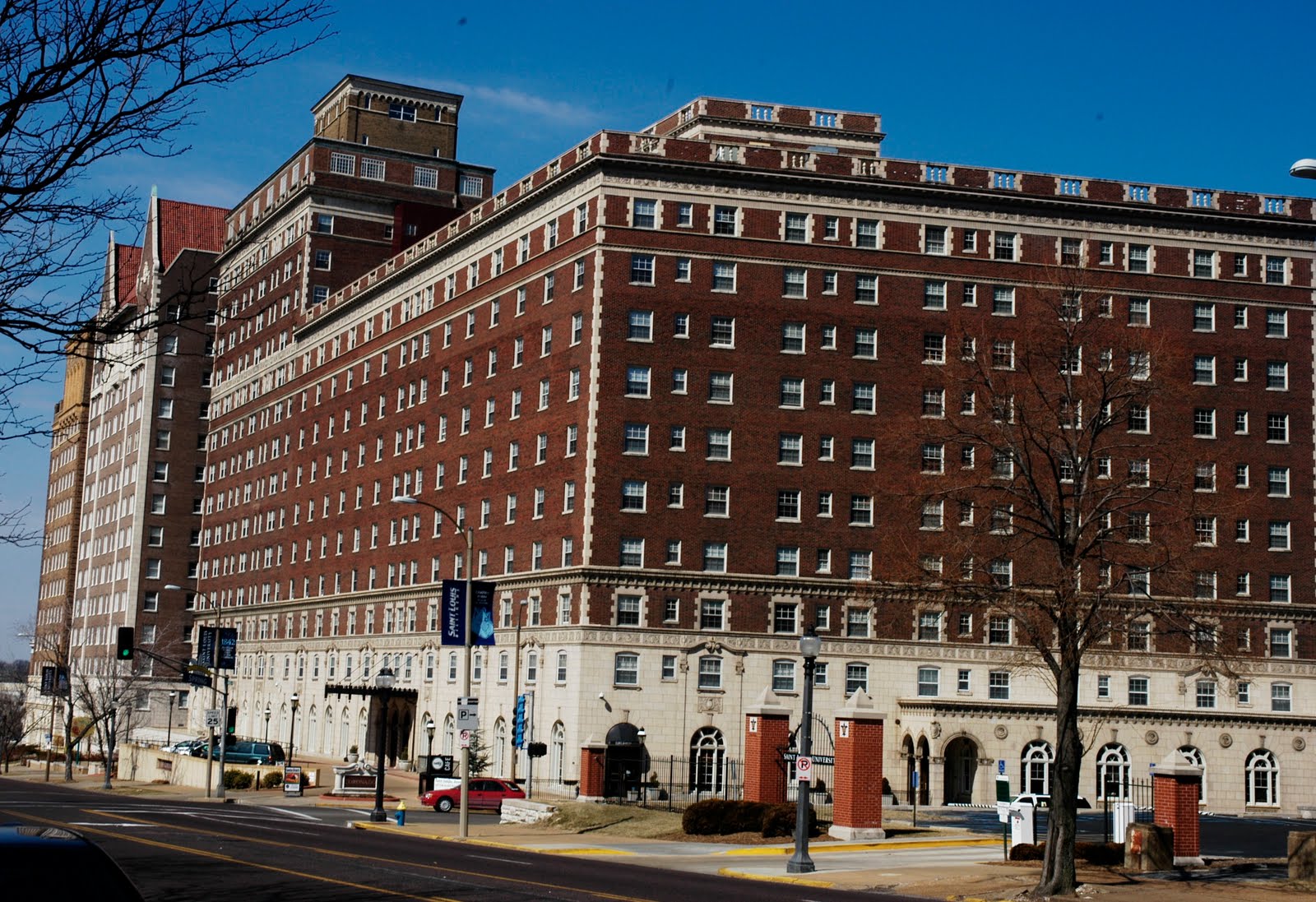Beautiful St. Louis (Riverview, Benton, Chain of Rocks: apartment ...