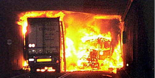 [tunel-IncendioGotthard.jpg]