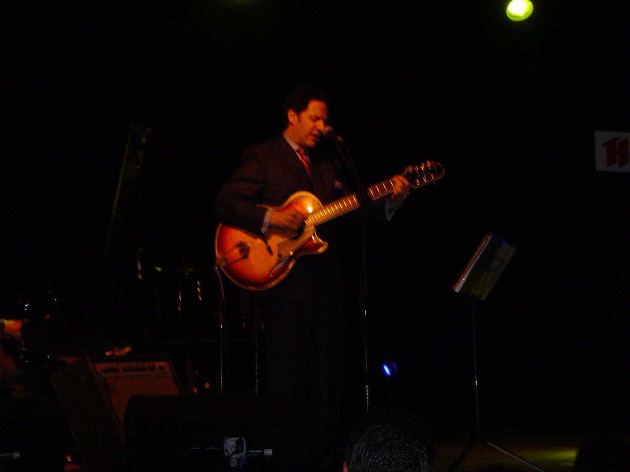 [Pizzarelli+015.jpg]