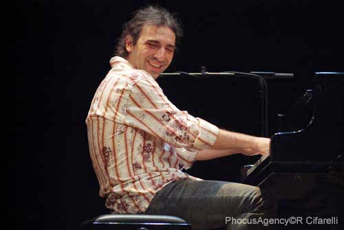 [stefano_bollani01bergamo2006.jpg]