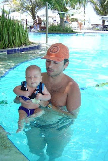 Arthur com 3 meses na piscina do Summerville
