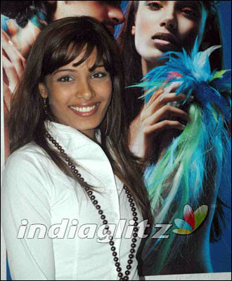 Hot Freida Pinto's First Naked Photoshoot - All Hot Celebrities