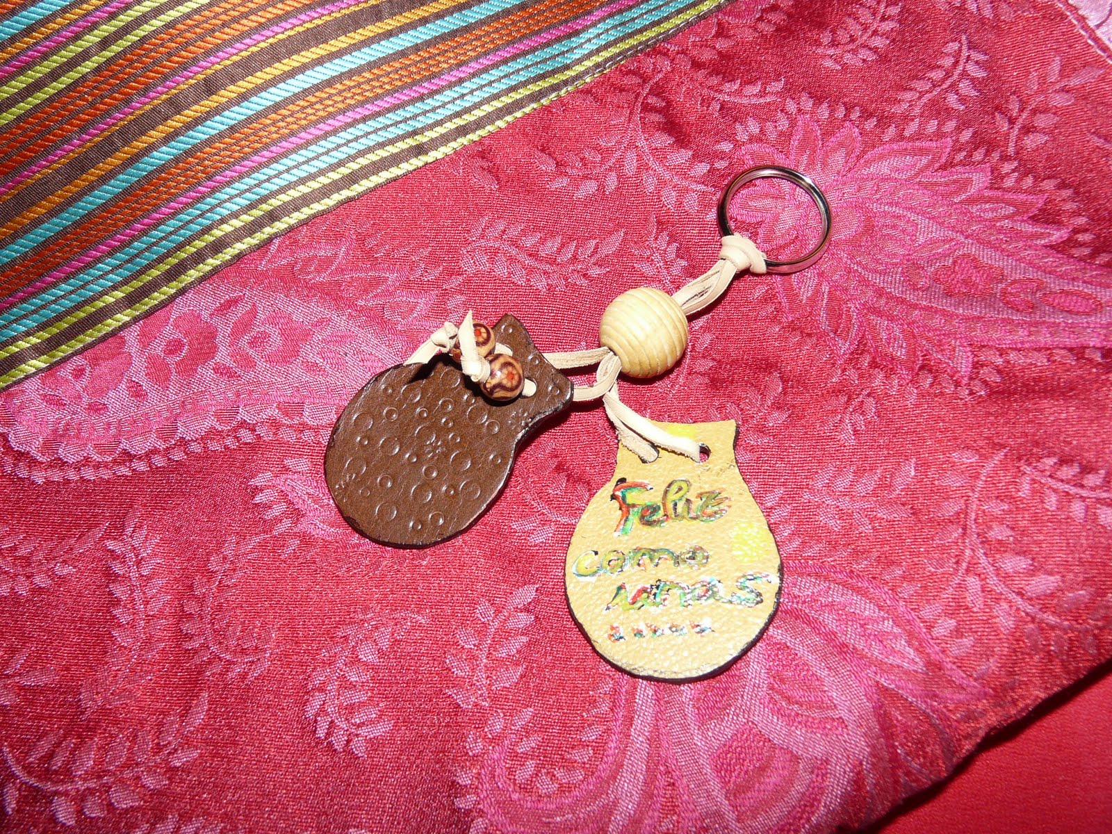 Llavero Mini Castañuelas – Pequeño Instrumento Musical De Flamenco, Rojo, Artesanal, Recuerdo De España