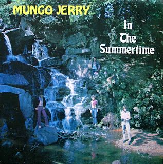 Mungo jerry in the summertime. Mungo Jerry in the Summertime 1970. Обложка Mungo Jerry Summertime. Mungo Jerry 1970 Mungo Jerry. Mungo Jerry the Summertime 1970vinyl.