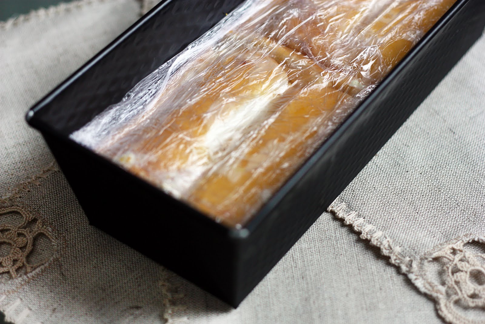 ladybug Orange refrigerator cake