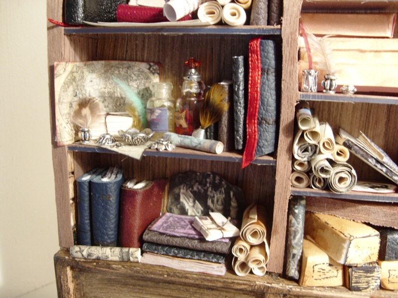 Bearcabinminiatures A finished bookcase for my Wizard and Wands Bookstore