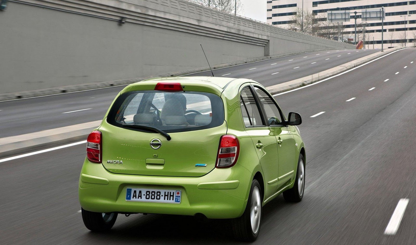 Nissan Micra 2010 года