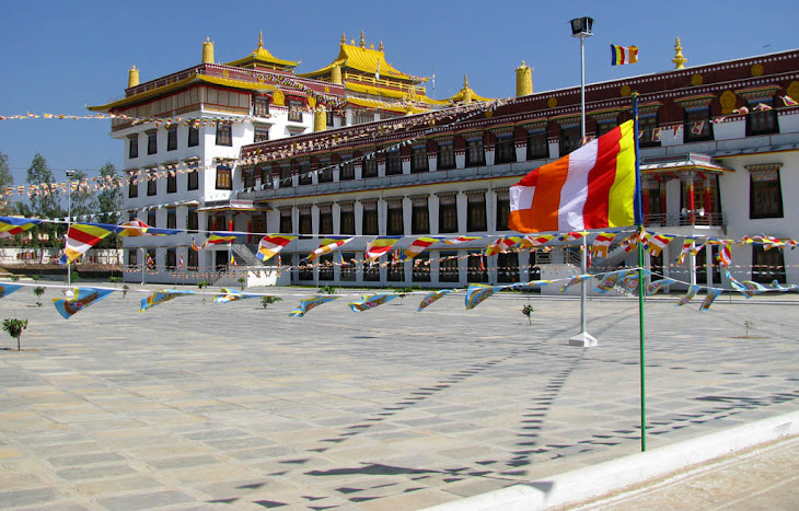 Drepung Loseling Temple, Mundgod