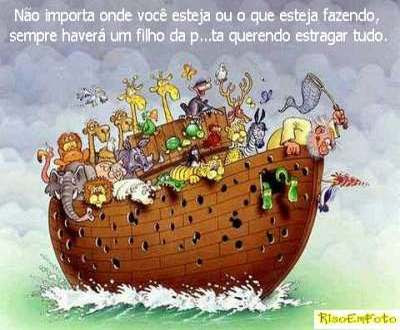 Pica-pau perfura o casco da Arca de Noé, em meio ao dilúvio.