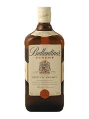 Ballantine's Finest Blended Scotch Whisky Review 