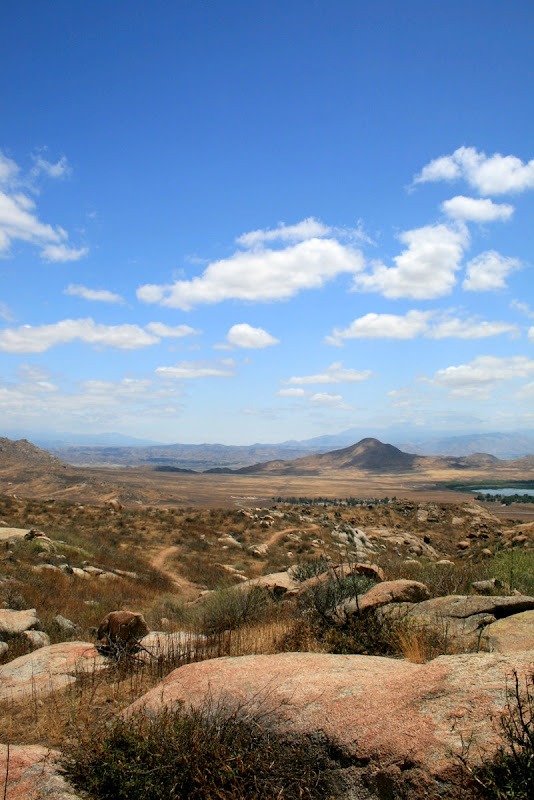 Hiking, Lake Perris, California, USA victoria's photo diary