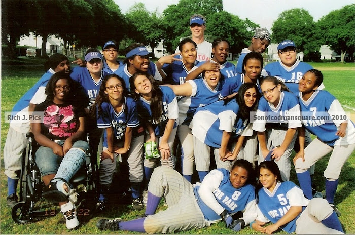 Hyde Park High Varsity Softball Team