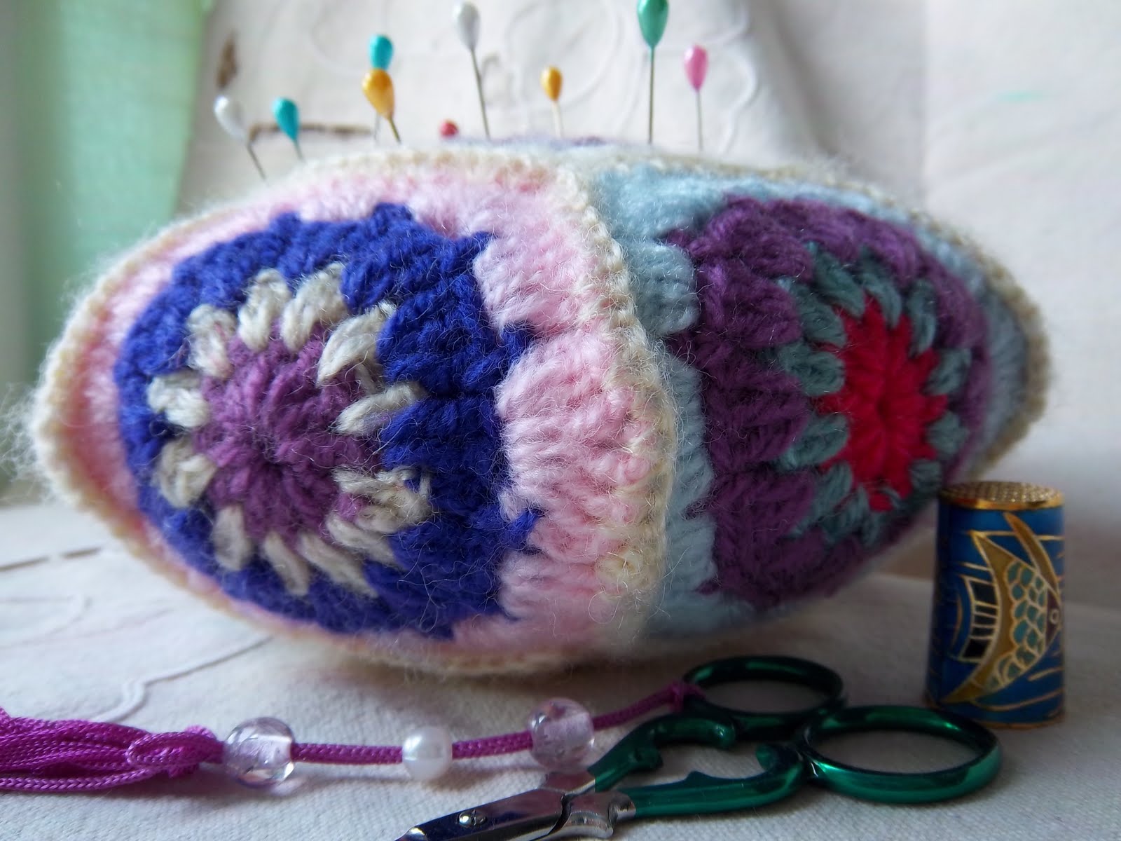 mi sala de costura UN ACERICO ORIGINAL