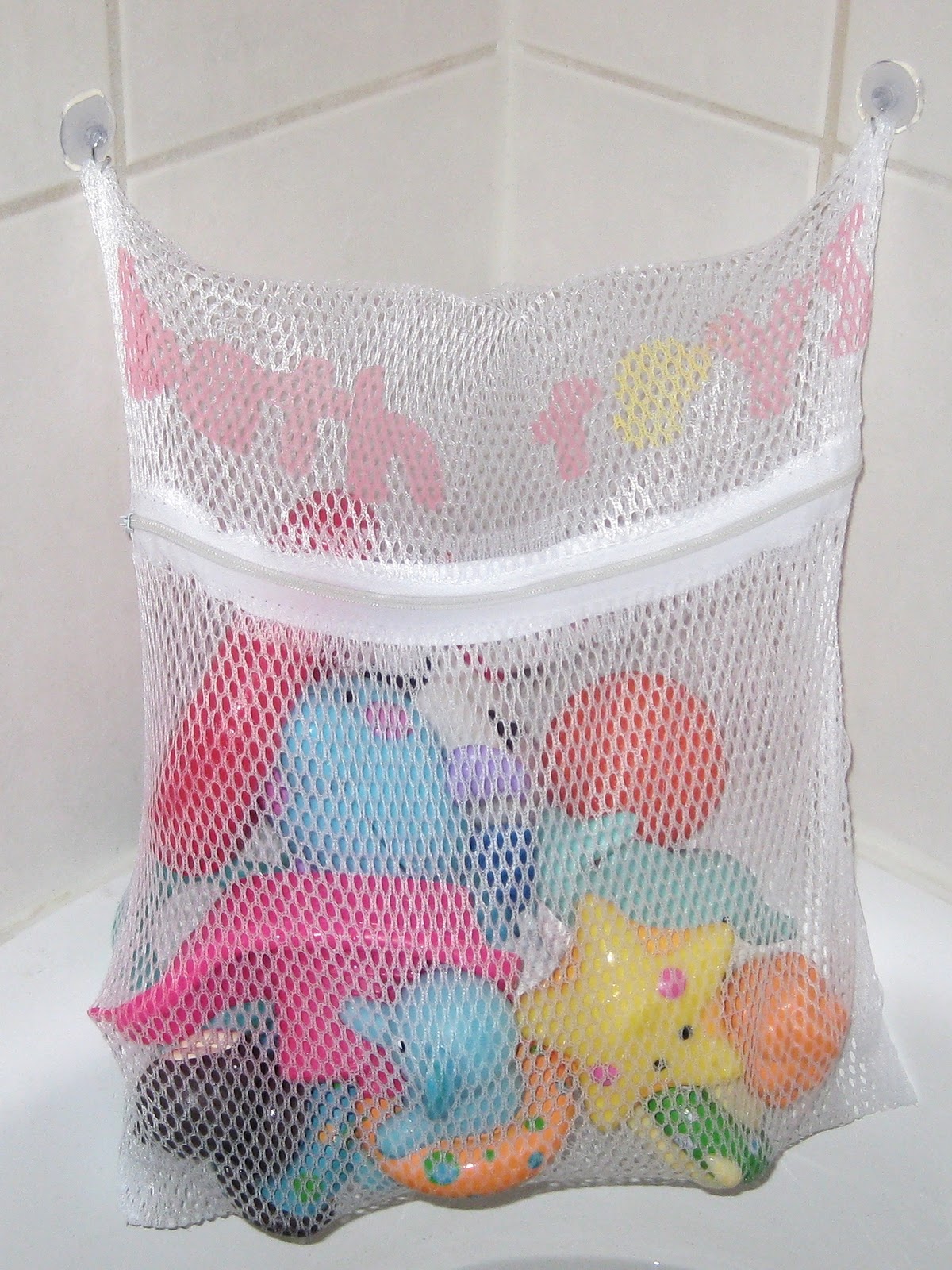 Ashley's Craft Corner Bath toys holder