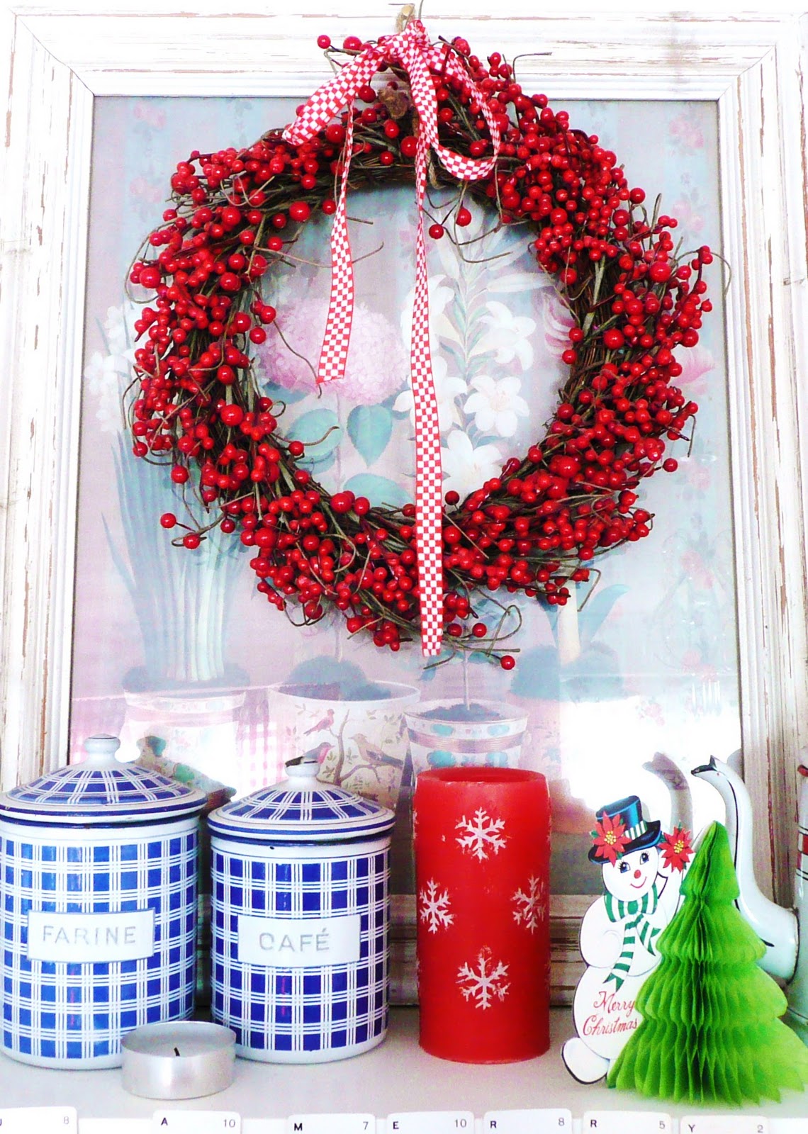 Christmas red berry wreath