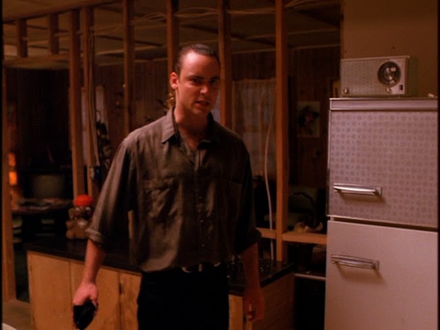 шелли джонсон и лео. эрик даре твин пикс. лео джонсон. лео пикс. лео твин пикс.