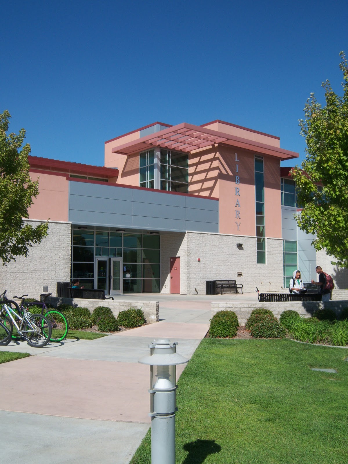 College For Kids Merced College – HWGD
