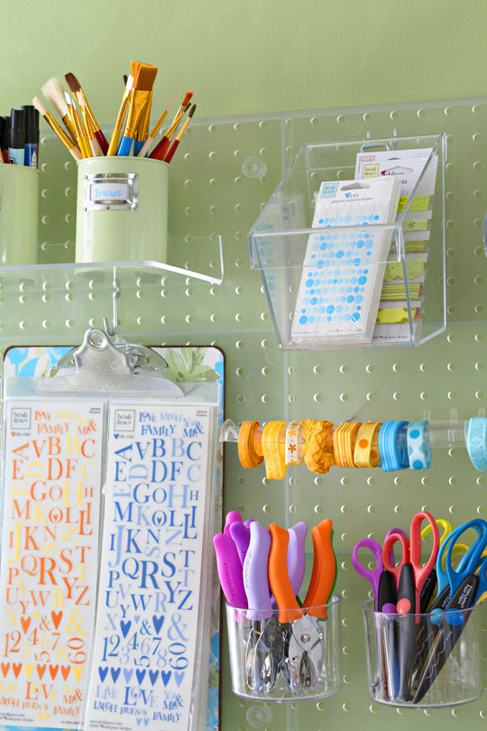 Alkemie: A Colorful and Fun Office and Hobby Room