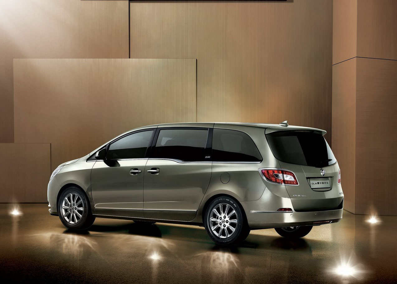 Buick GL8 Van
