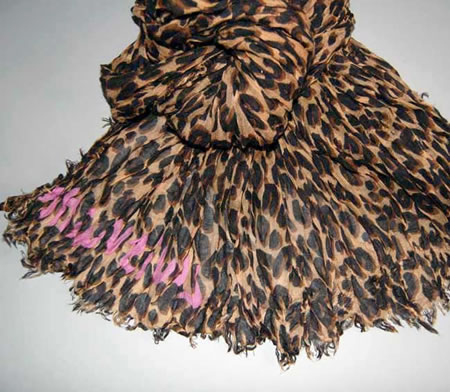Façon Fashion: Hot scarves for this F/W