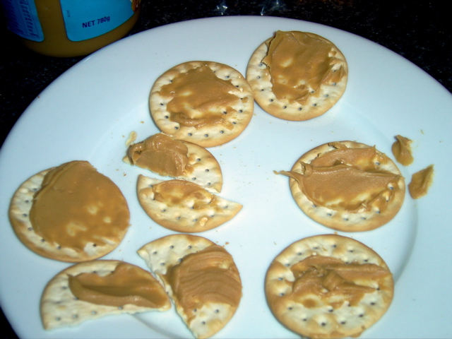 [20070420PeanutButterBiscuits.jpg]