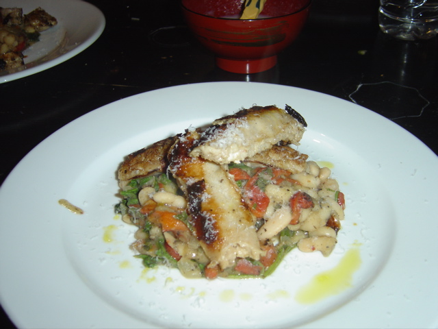 [20070502CanneliniBeansRoastCapsicumRocketAndChickenSausages.jpg]