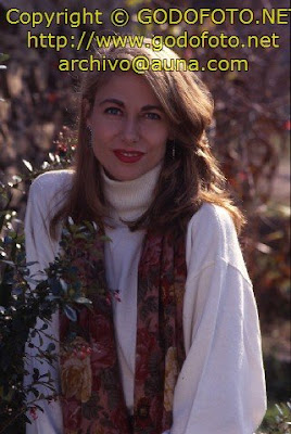 La puñetera nostalgia Inka Martí, de diva catódica a editora y noble