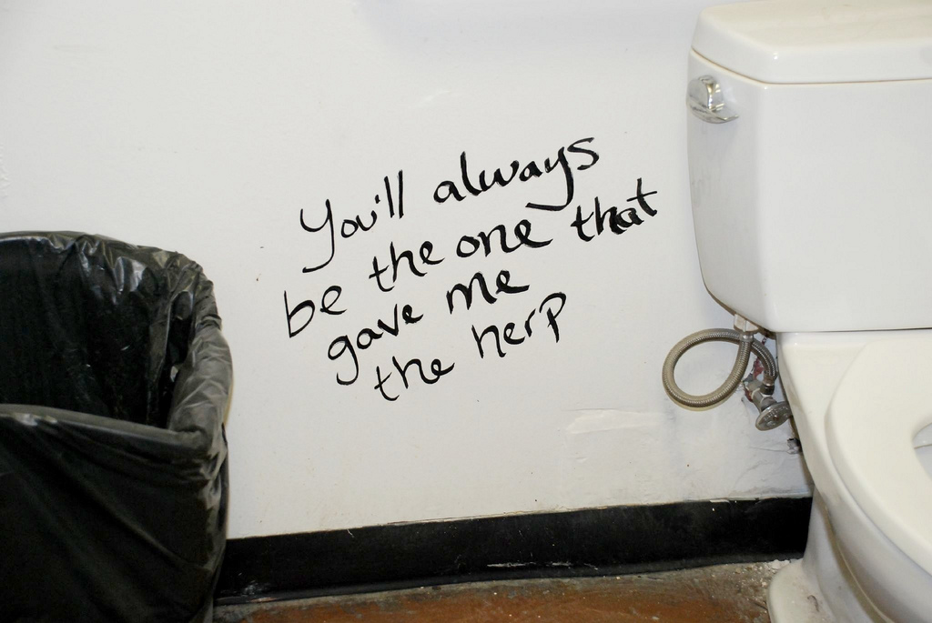 GIGGLES & LOLS Funniest Toilet Wall Graffiti