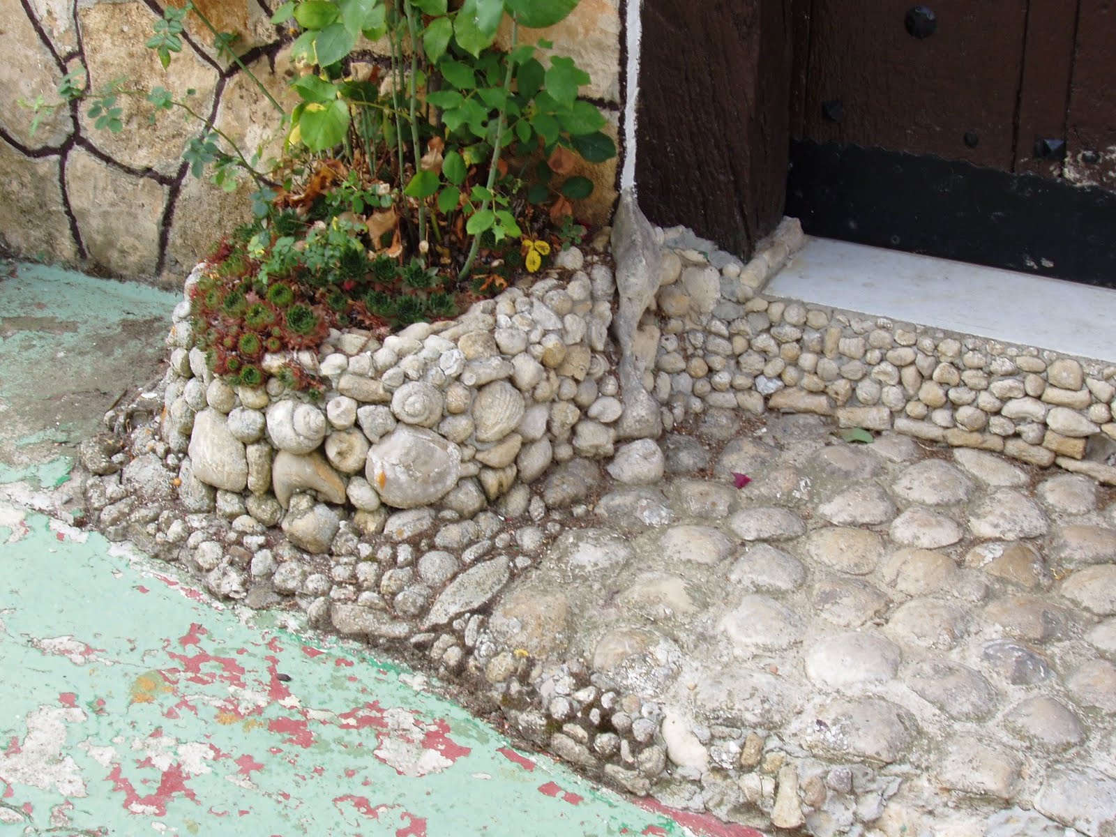 [cabaña+fosiles+detalle.jpg]