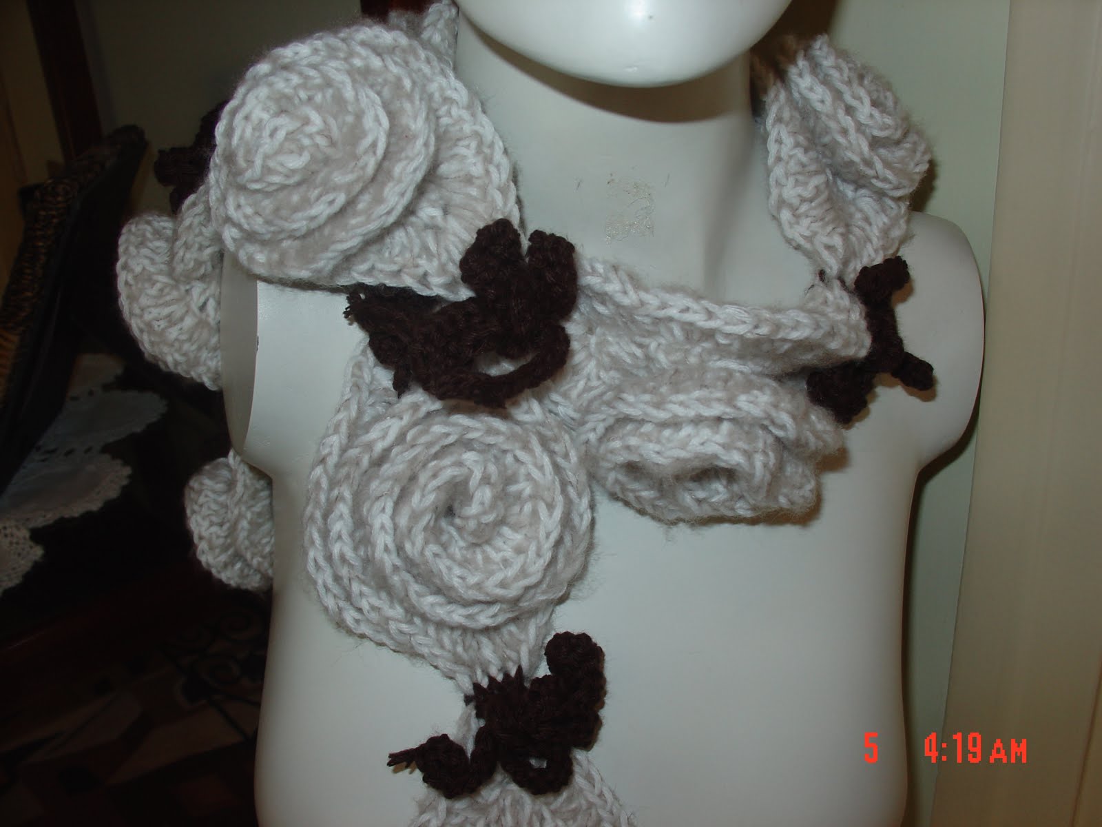 MURIEL'S CROCHET FLOWER SCARF TUTORIAL