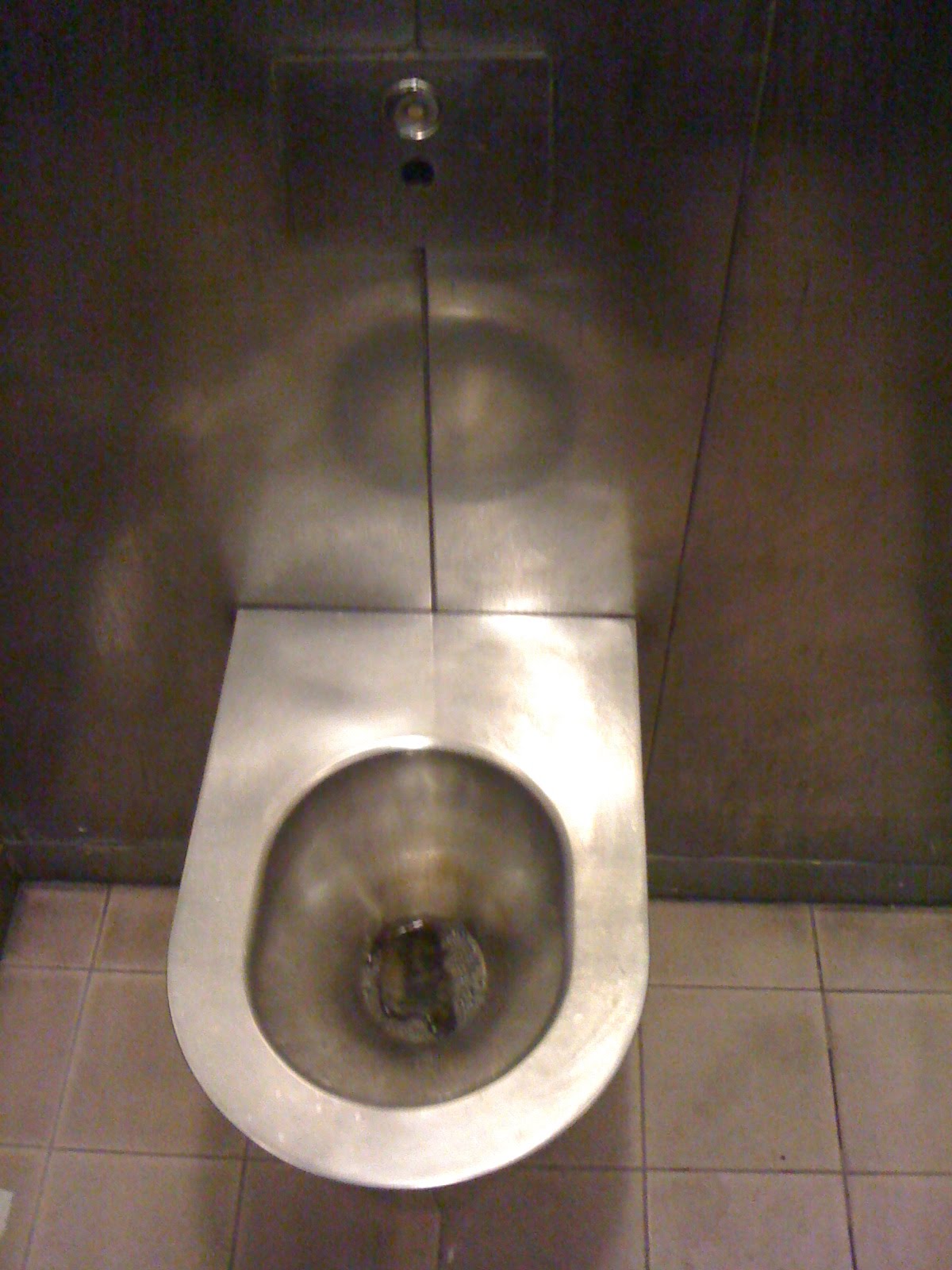 Strange Bathrooms Toilets Without Any Seats