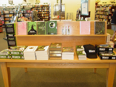 Curiozity Corner Barnes And Noble Gets A Little Wicked