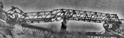 ThanhHoaBridge1.jpg
