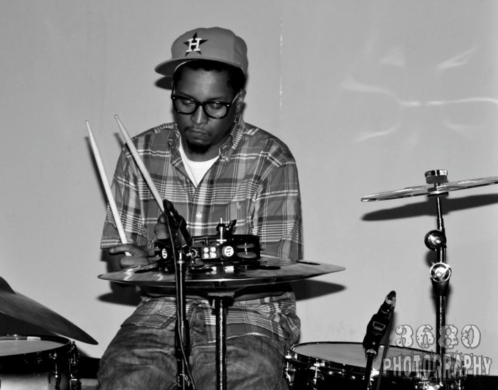 Hi dave it s mark. Chris dave. chris daddy dave. robert glasper with chris dave. chris davey art.