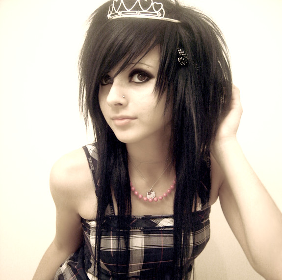 scene hairstyles for girls with short hair. Emo Haircuts Emo Scene Girls