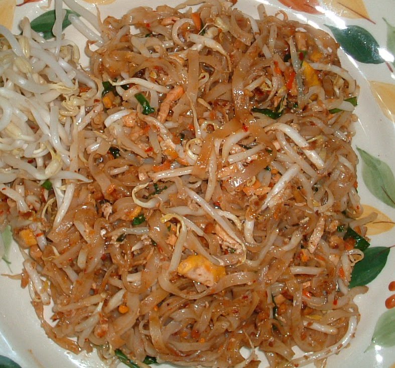 Noodles RoAd: Spicy Pad Thai Boran (Ancient Style ...
