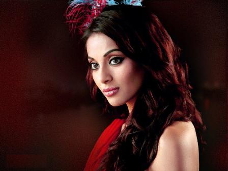HOT N HOT: INDIAN HOT ACTRESS
