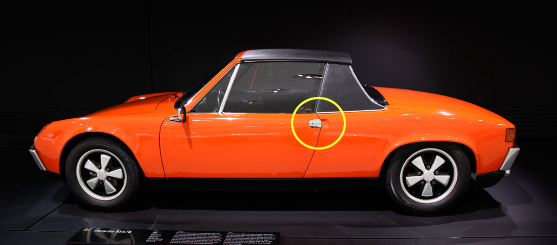 [Bild: porsche_914-8_doorhandle]