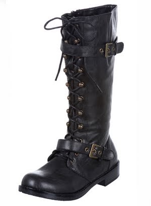 Darker Fashions: Steampunk: Casual Boots at Clockwork Couture