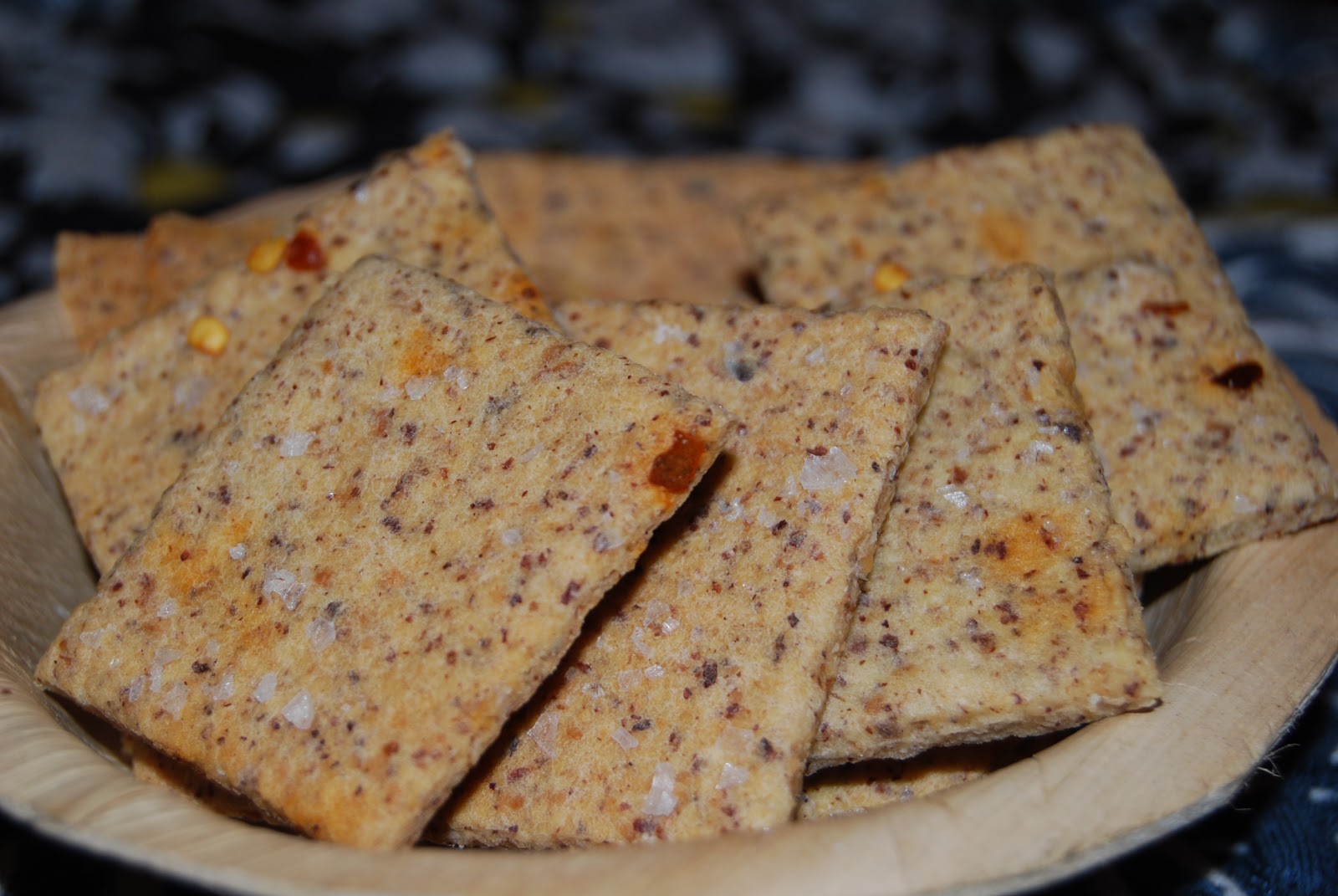boeddhamum glutenfree Chili hazelnoot crackers chili hazelnut crackers (GF gluten free SF