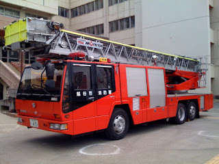 越谷市大沢地区総合防災訓練のはしご消防車