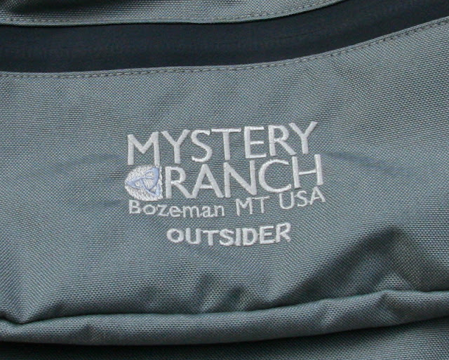 WHITE ROCK since 2008: Mystery Ranch Outsider 郵差包
