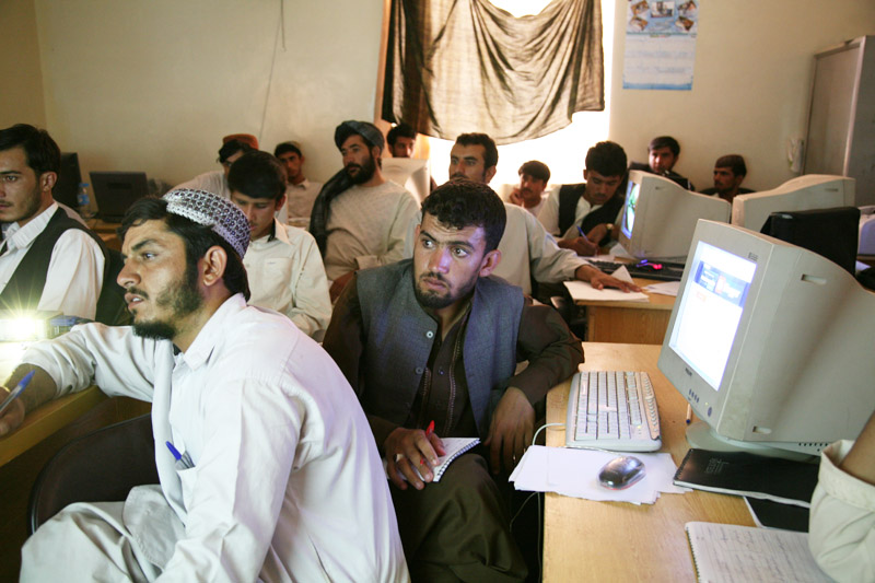 [Blogging+workship+in+Helmand+(10).jpg]