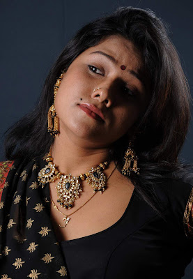 Tollywood Actress Jyothi Hot Saree Photos Gallery
