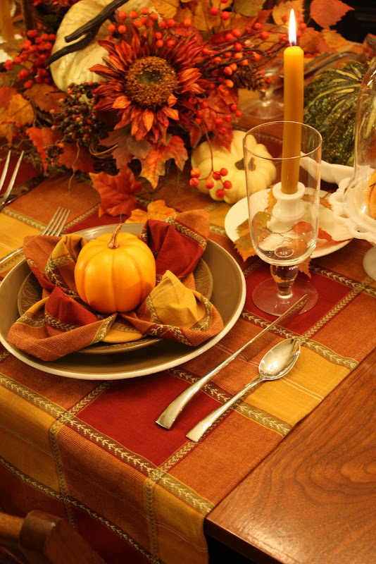 Sweet Something Designs: Autumnal Tablescape
