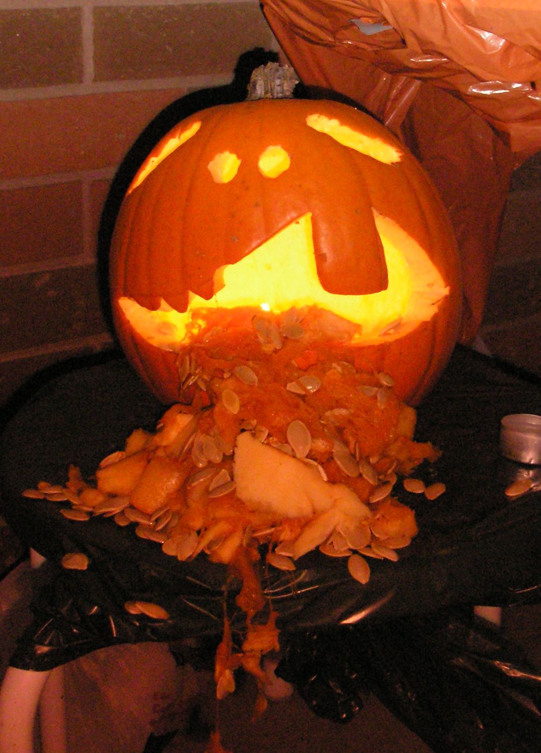 [vomiting+pumpkin+2007.jpg]